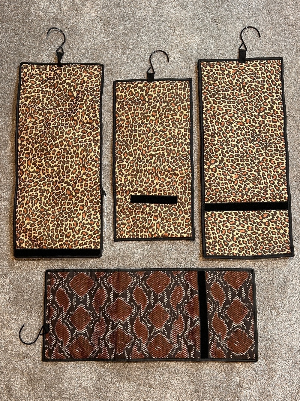 4 PurseN Leopard Hanging Travel Organizer Jewelry Roll Up Bags Multi Compartment